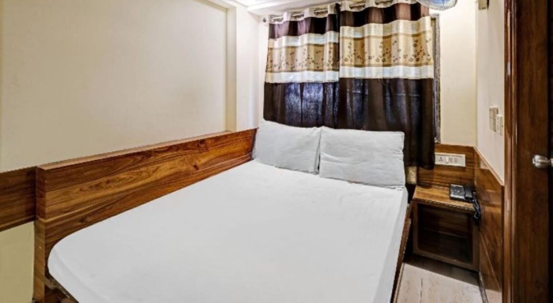 Hotel Keshew International New Delhi Ngoại thất bức ảnh