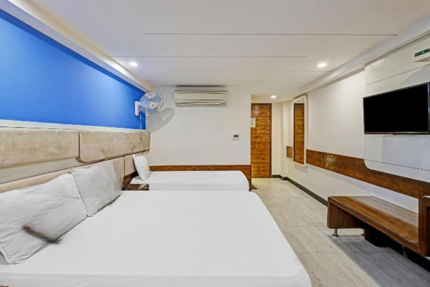 Hotel Keshew International New Delhi Ngoại thất bức ảnh