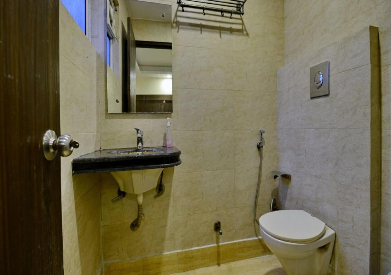 Hotel Keshew International New Delhi Ngoại thất bức ảnh