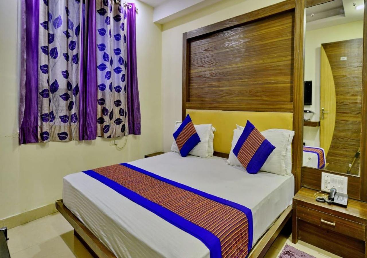 Hotel Keshew International New Delhi Ngoại thất bức ảnh