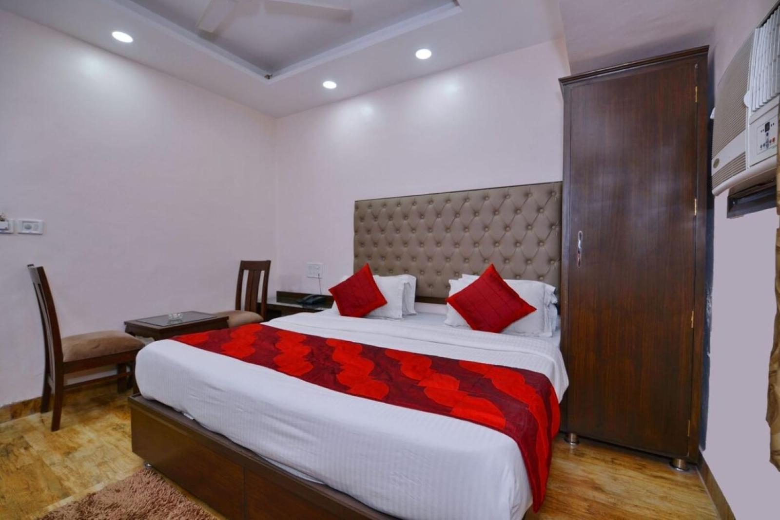 Hotel Keshew International New Delhi Ngoại thất bức ảnh